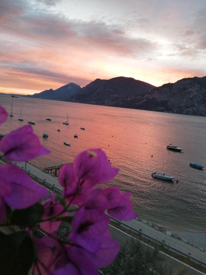 B&B Casa Sartori มัลเชซิเน ภายนอก รูปภาพ