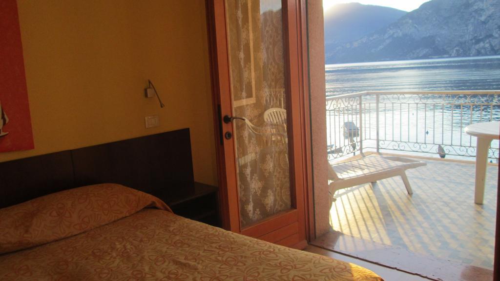B&B Casa Sartori มัลเชซิเน ภายนอก รูปภาพ